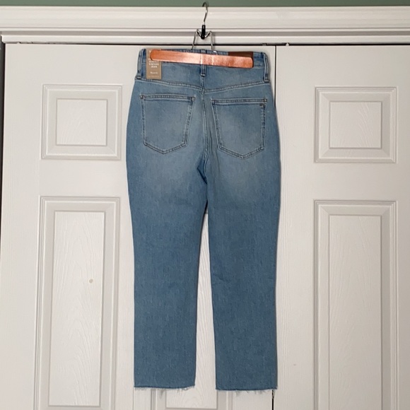 Madewell Petite curvy perfect vintage jean, Coffey wash - Picture 3 of 8